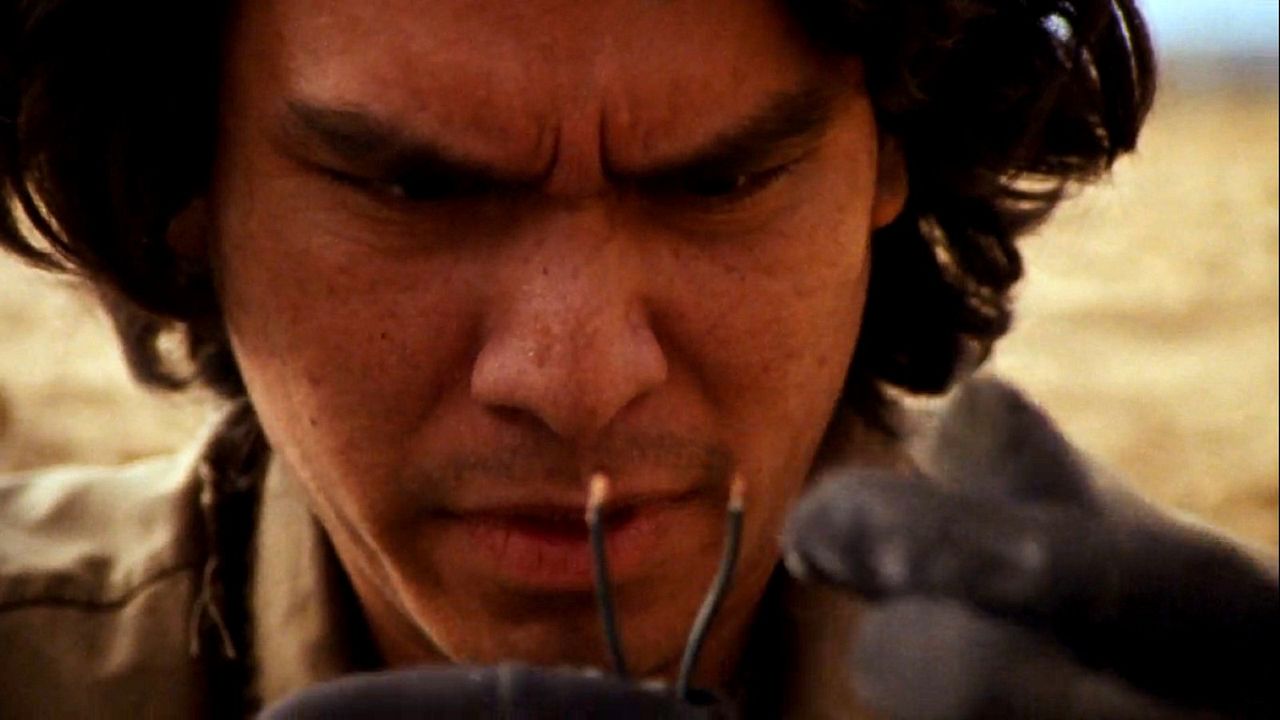 How To Blow Up A Pipeline : Foto