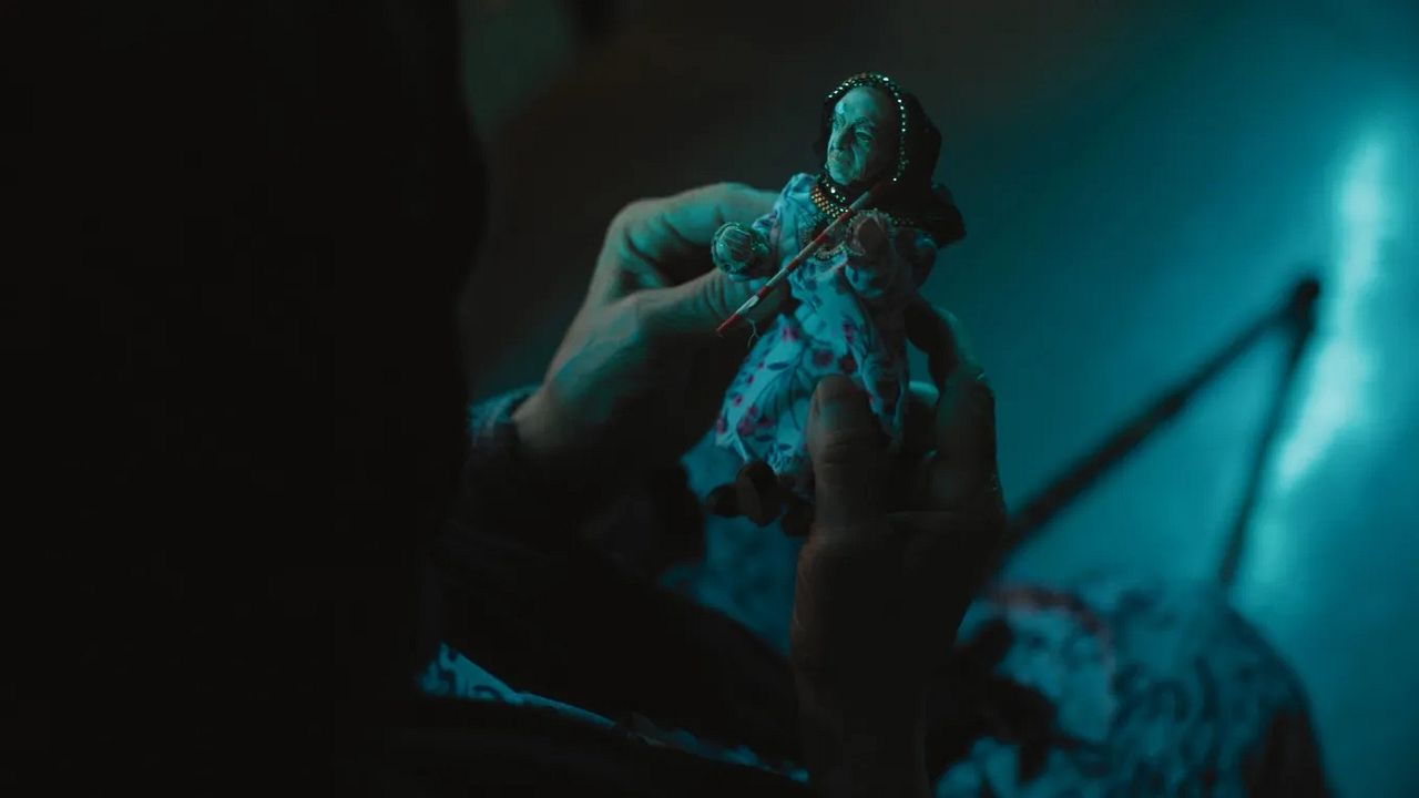 The Mother of All Lies : Foto