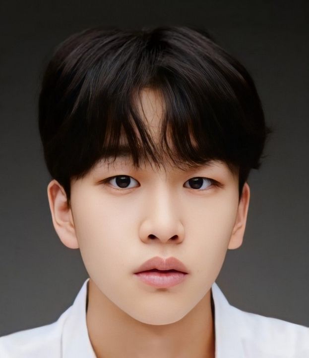 Póster Yoon-Woo Kim