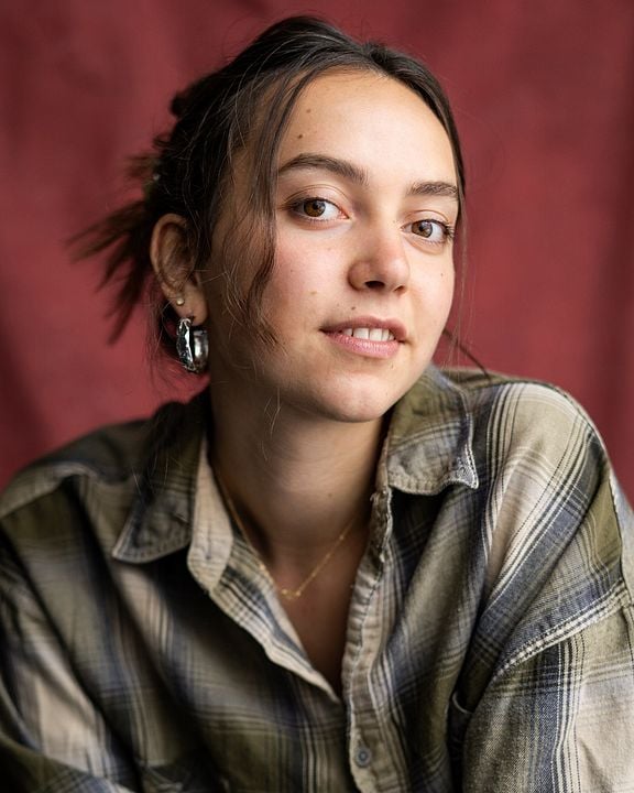 Póster Maeve Courtier-Lilley