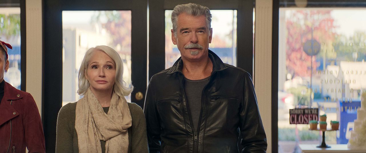 Unos suegros de armas tomar : Foto Pierce Brosnan, Ellen Barkin
