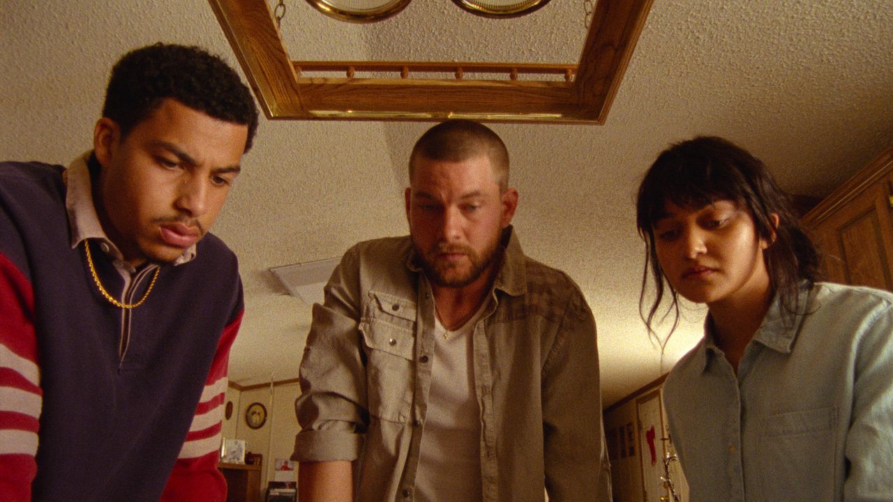 How To Blow Up A Pipeline : Foto