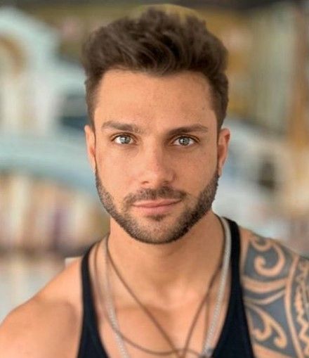 Póster Nicola Porcella