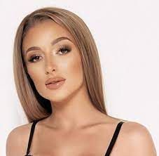 Póster Natasha Tosini