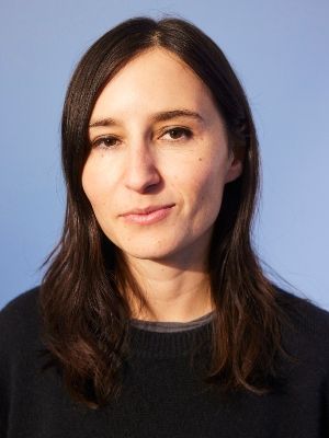 Póster Chloe Domont