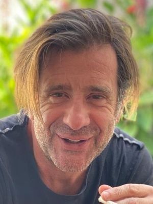 Póster Marcial Tagle