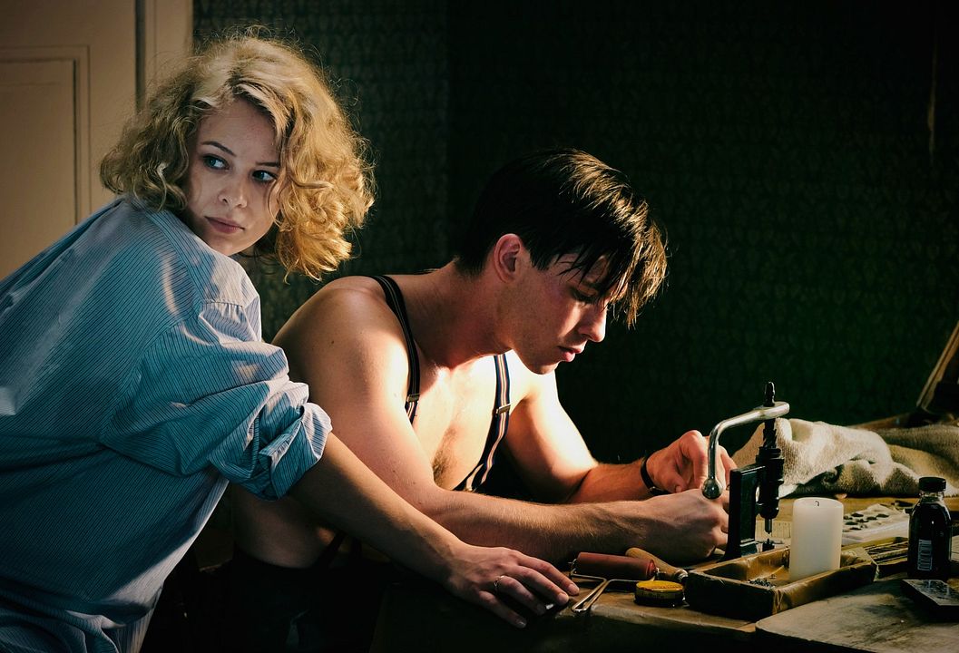  Stella, Una Vida : Foto Jannis Niewöhner, Paula Beer