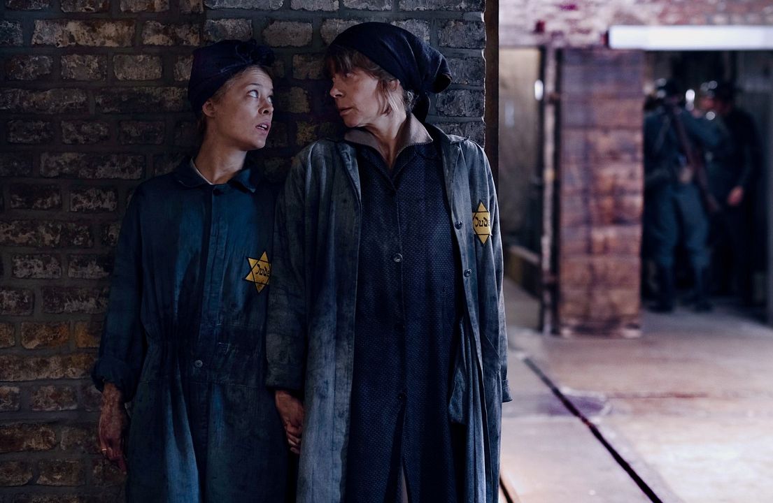  Stella, Una Vida : Foto Paula Beer