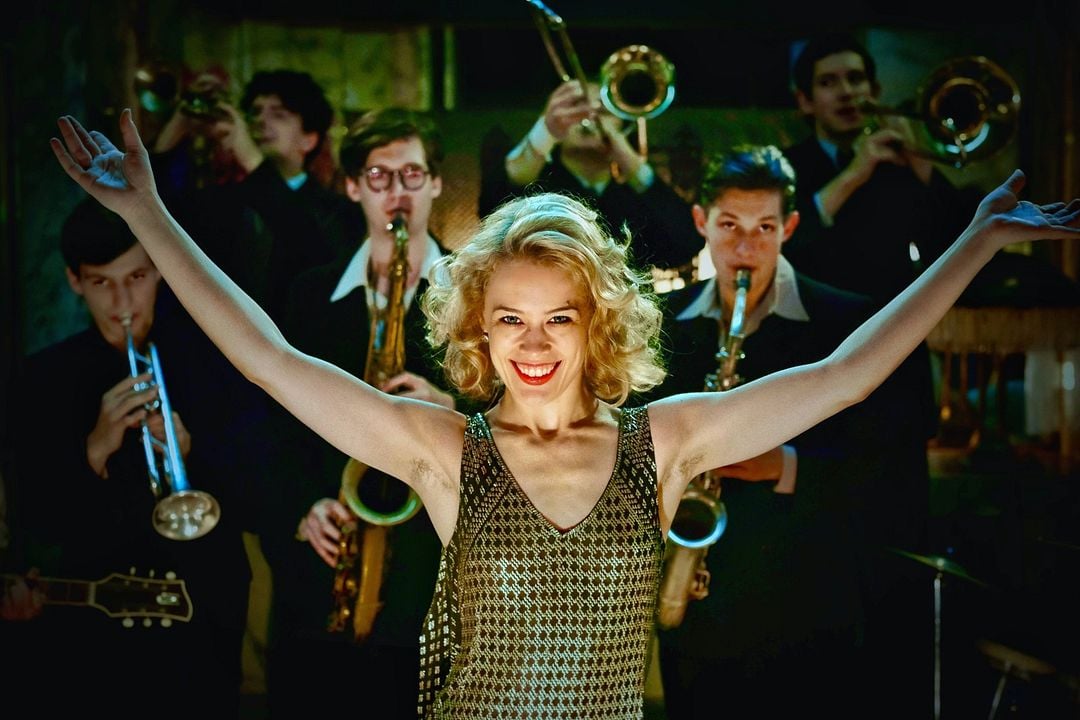  Stella, Una Vida : Foto Paula Beer