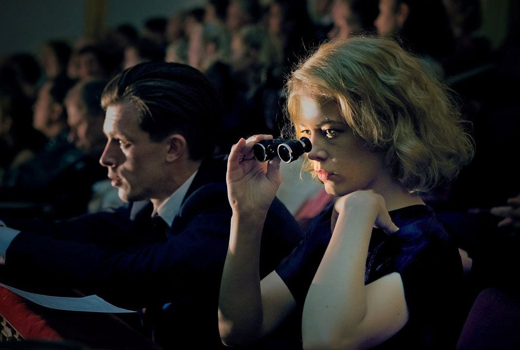  Stella, Una Vida : Foto Paula Beer, Jannis Niewöhner