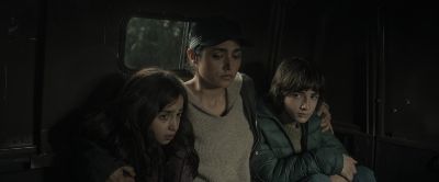 Invasión : Cobertura de revista