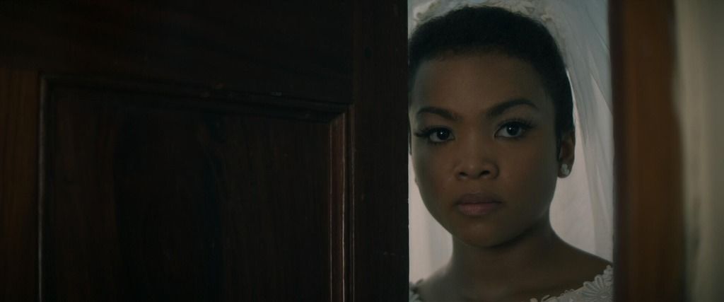 Foto Adrienne Warren