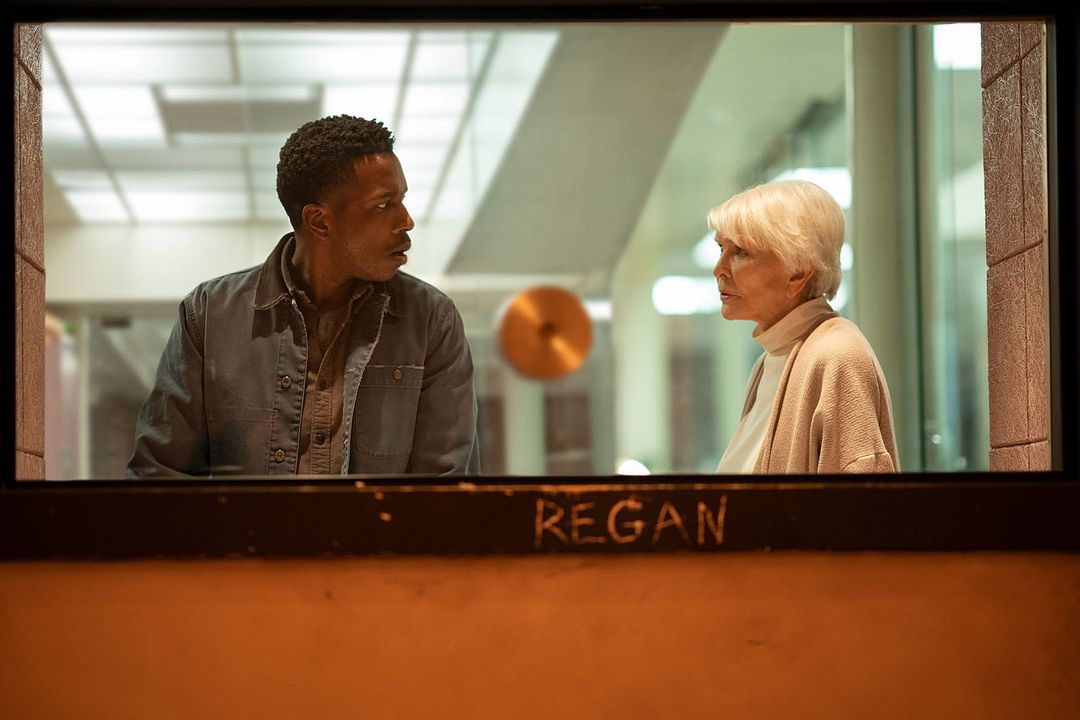 El Exorcista: Creyentes : Foto Ellen Burstyn, Leslie Odom Jr.