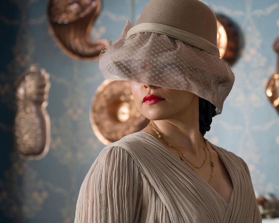 Foto Jessica Parker Kennedy