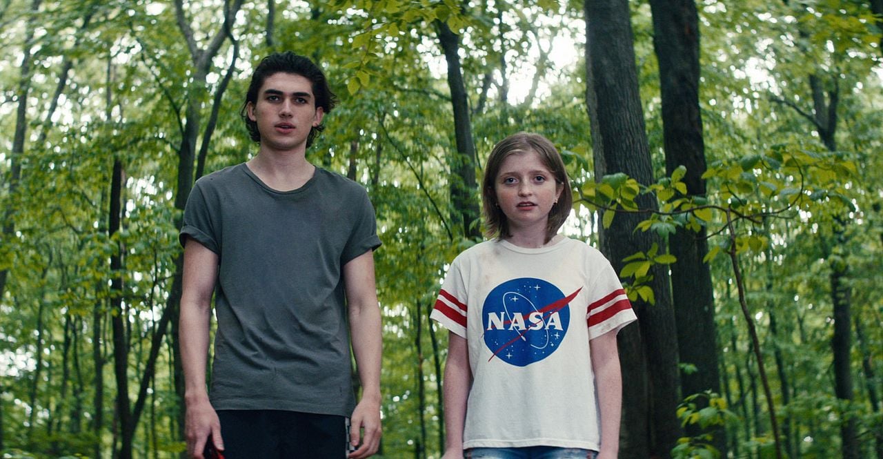 Dejar el mundo atrás : Foto Charlie Evans, Farrah Mackenzie