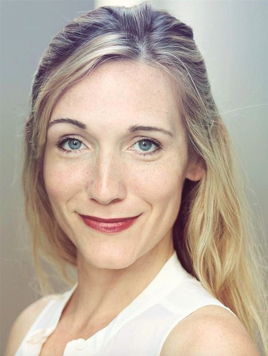 Póster Annie McCain Engman