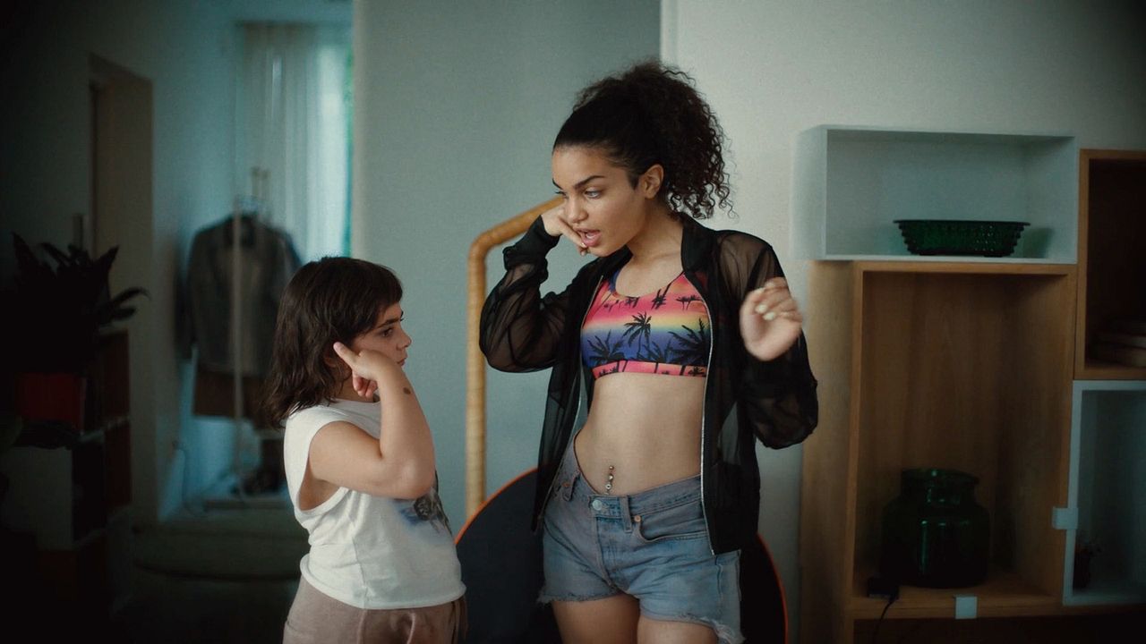 Paradiset brinner : Foto