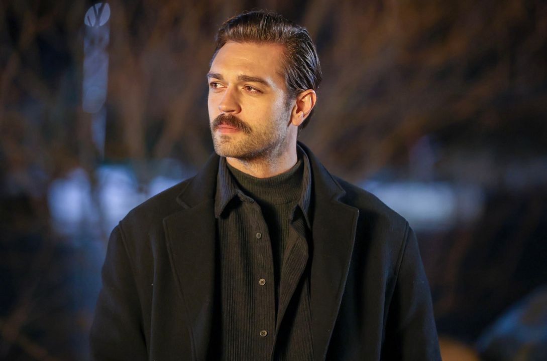 Yıldızlar Bana Uzak : Foto