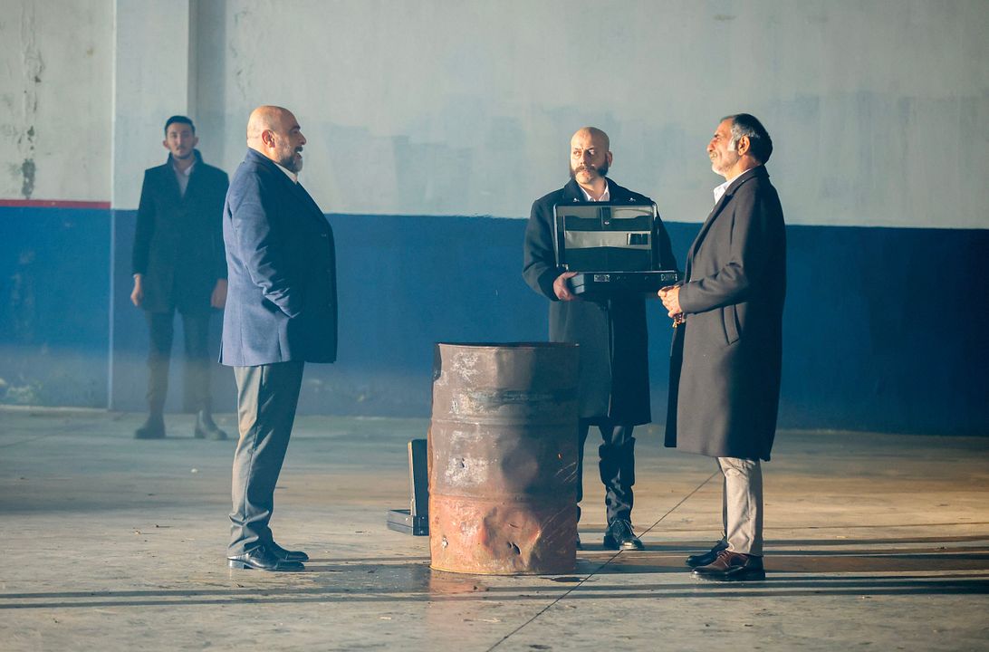 Yıldızlar Bana Uzak : Foto