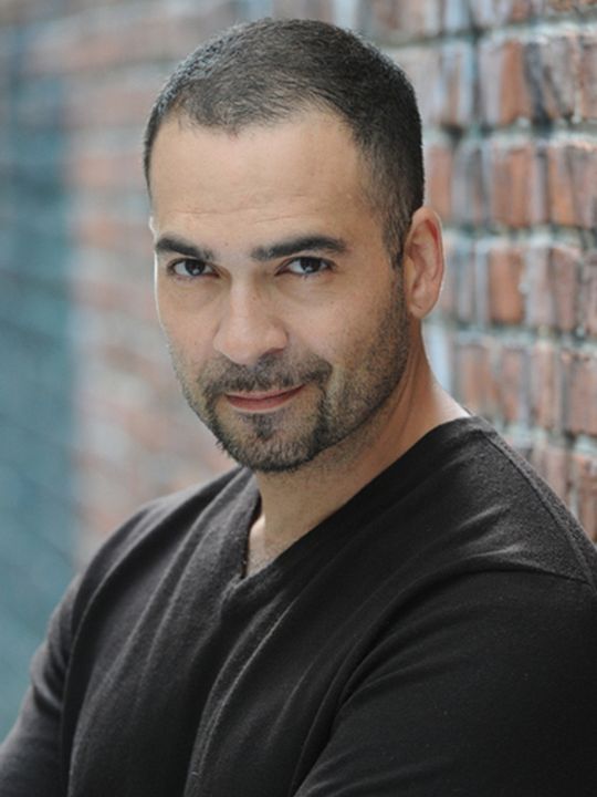 Póster Teddy Cañez