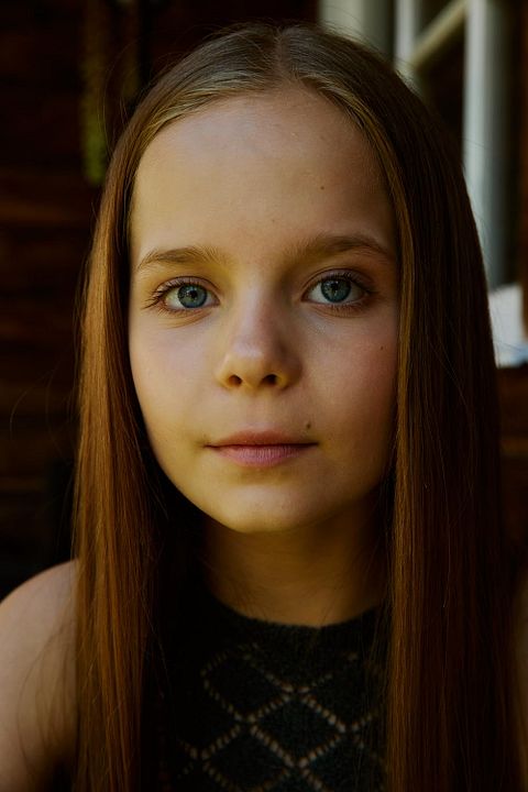 Póster Davina Coleman