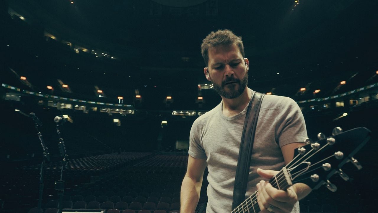 Hate to Love: Nickelback : Foto