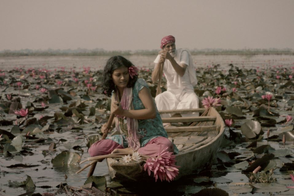 Mighty Afrin: In the Time of Floods : Foto