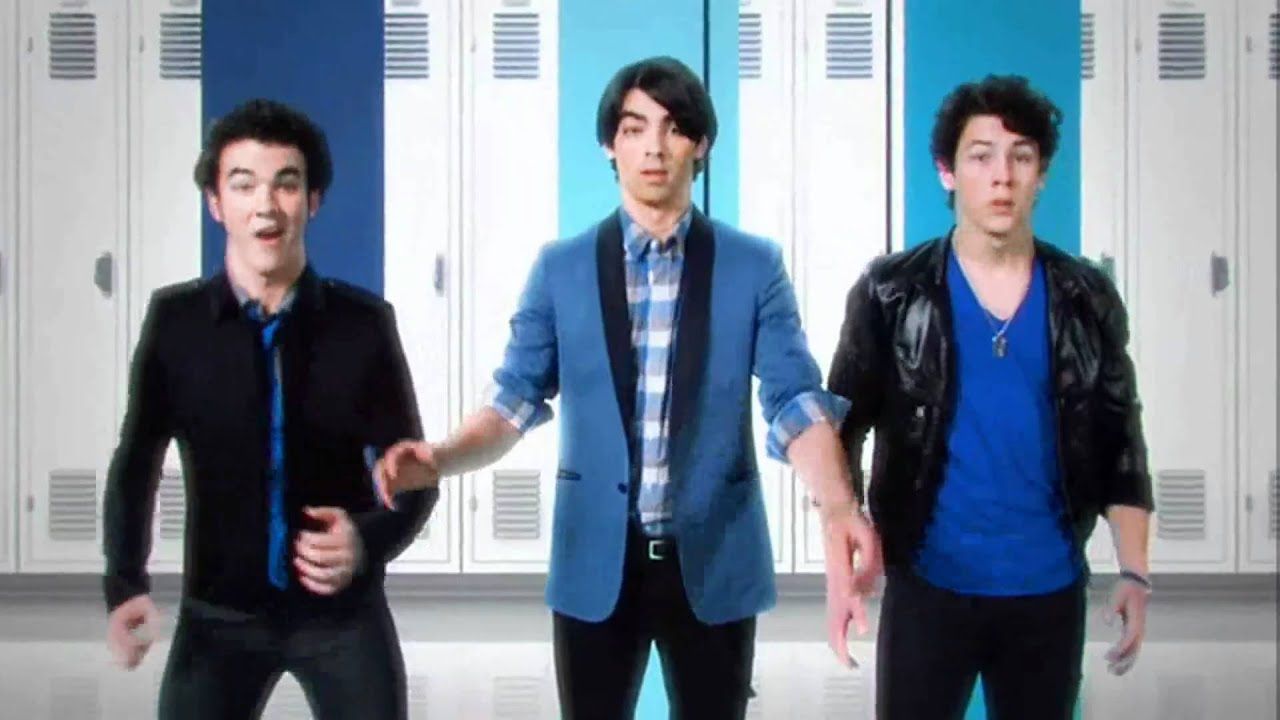 Jonas Brothers Tv Show 2025 Betti Chelsea