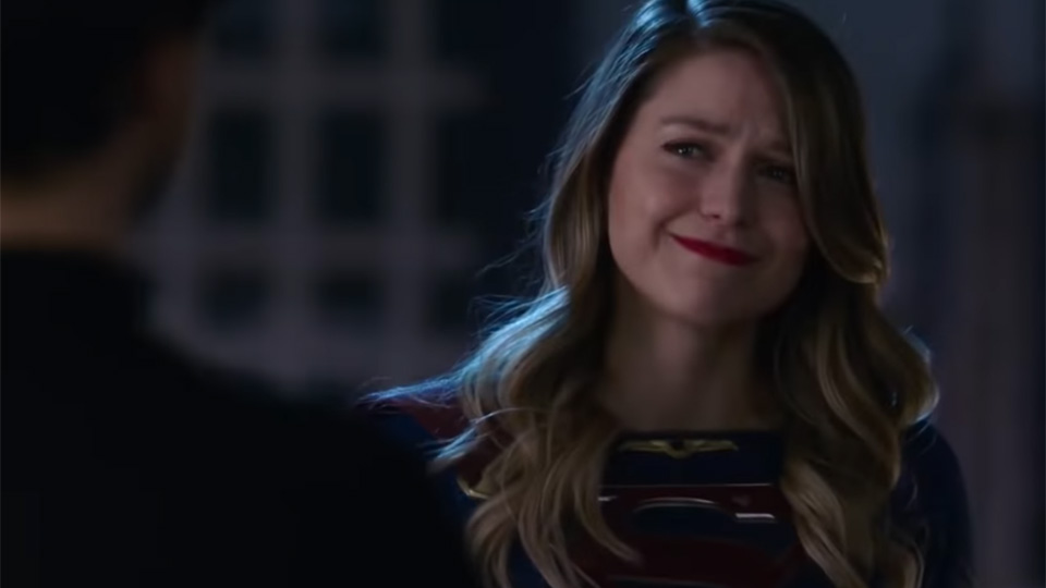 Supergirl don t cry. Дарк супергёрл.